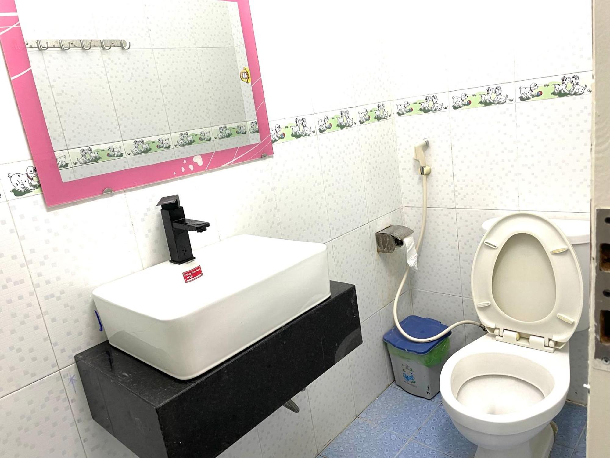 Khách sạn Sinh Hiền Tuy Hoa Exterior foto
