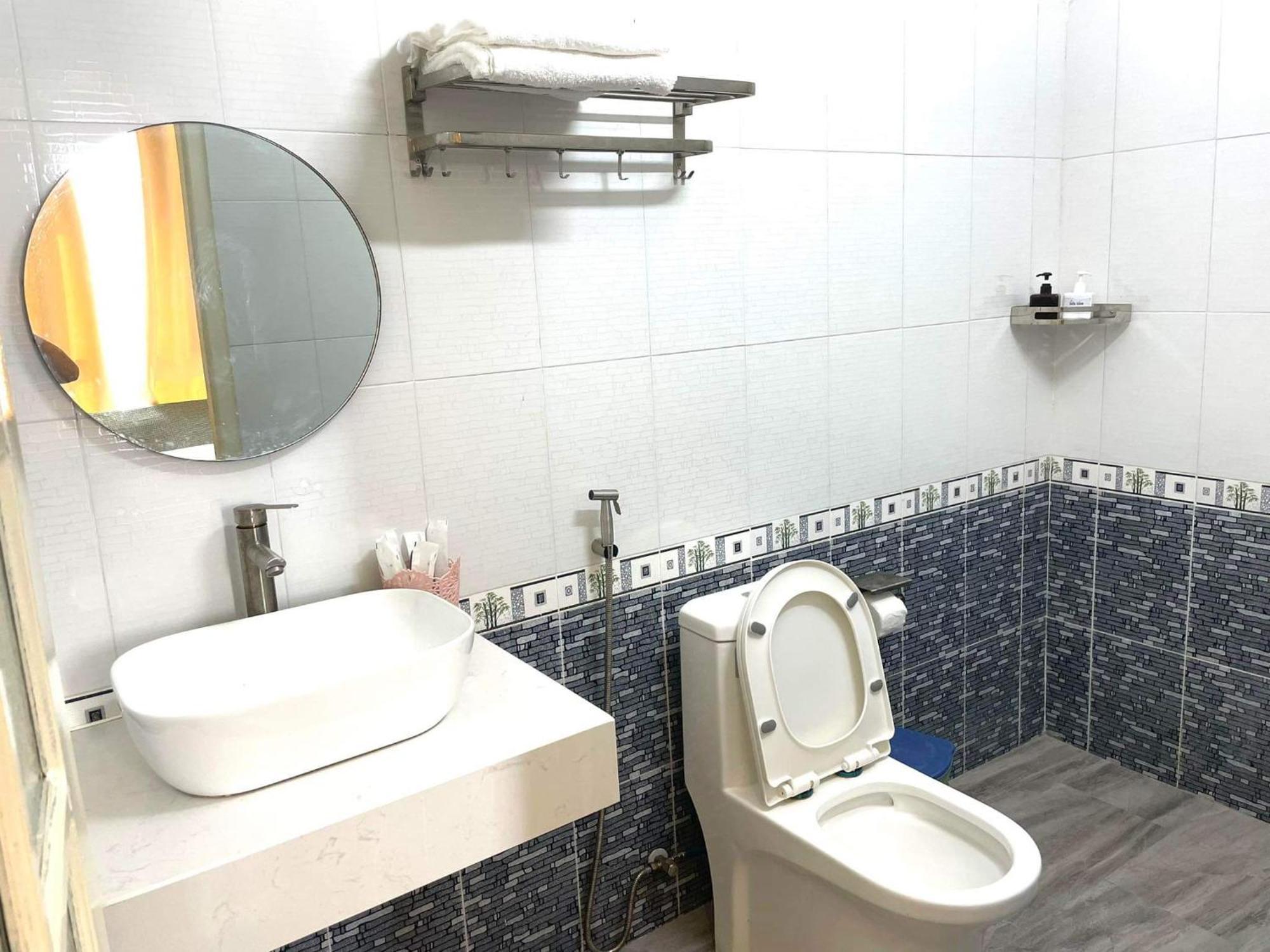 Khách sạn Sinh Hiền Tuy Hoa Exterior foto